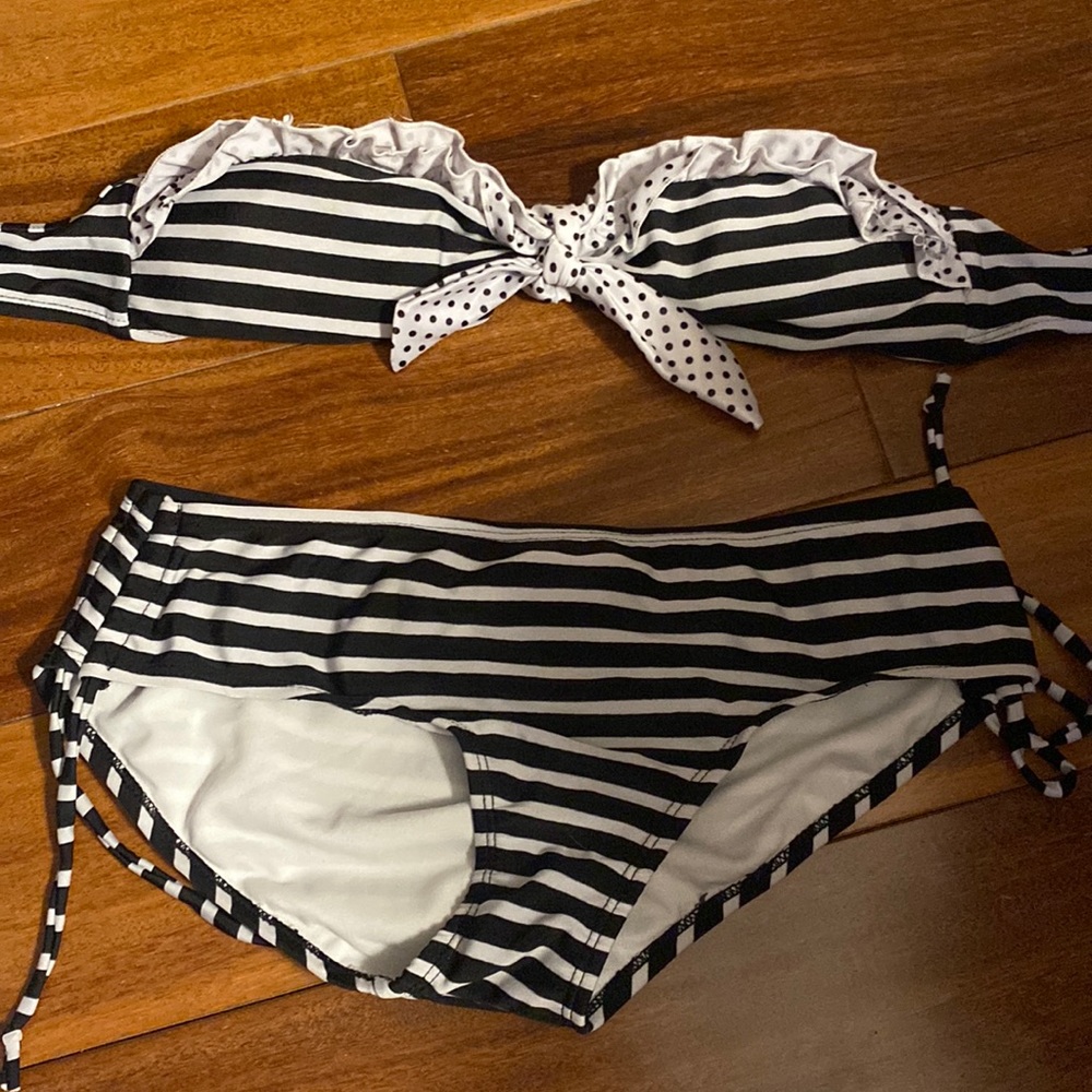 Striped swim
